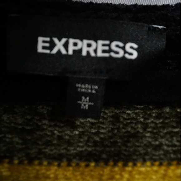 ‼️LAST CALL Express 3/4 Sleeve Sweater - Picture 3 of 4